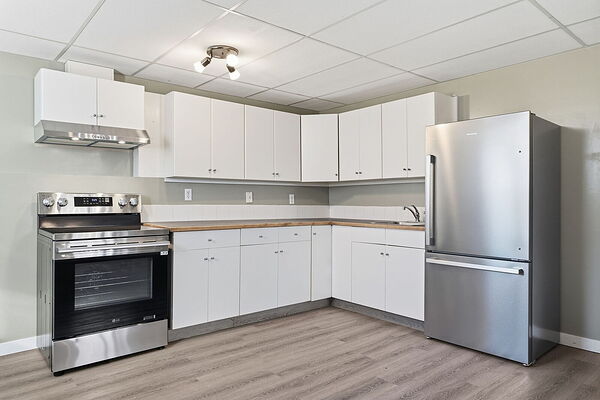 LARGE 2-BEDROOM BASEMENT SUITE FOR RENT – SILVER CREEK, AIRDRIE