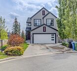 PRISTINE & HEAVILY UPGRADED 3+1 BEDROOM WALKOUT HOME IN COPPERFIELD