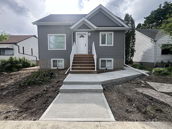 Perfectly New in Pleasentview - Main Floor Suite