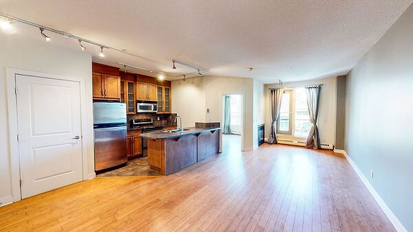 Stylish Mission One-Bedroom with Downtown Views, Balcony & Underground Parking