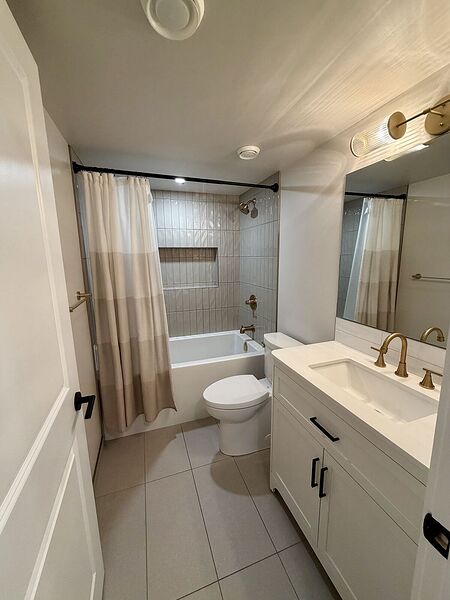 Bright 2-Bedroom Above Ground Basement Rental in Kings Heights