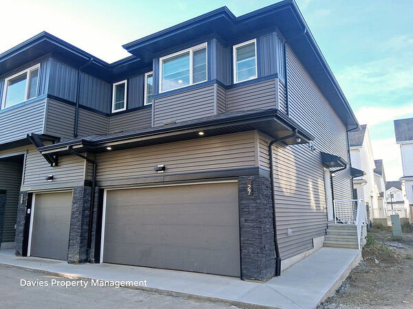 3 bedrooms and 2.5 bathrooms in the growing community of Keswick in southwest Edmonton.