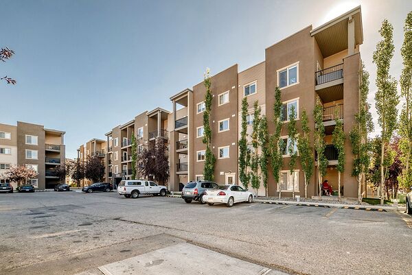 2-Bedroom, 2-Bathroom Main-Floor Condo in Creekside Village