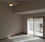 $390 for Oct 2026 - Chill Roommate Needed
