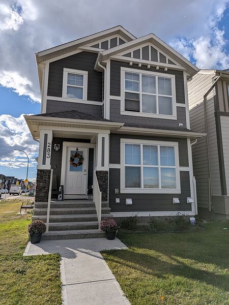 Modern 2 Bed | 1 Bath Basement Suite in Mahogany | Full Kitchen