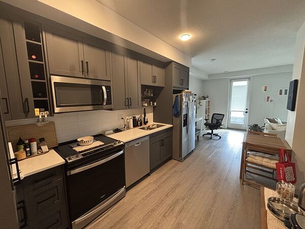 BEAUTIFUL 1 Bedroom in the HEART of University District