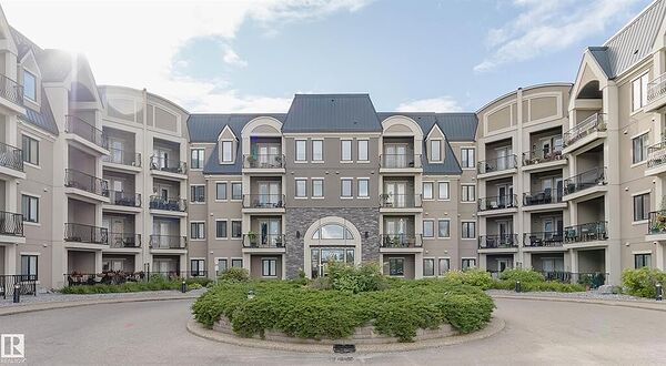 2 Bed 2 Bath Main Floor Condo in MacTaggart