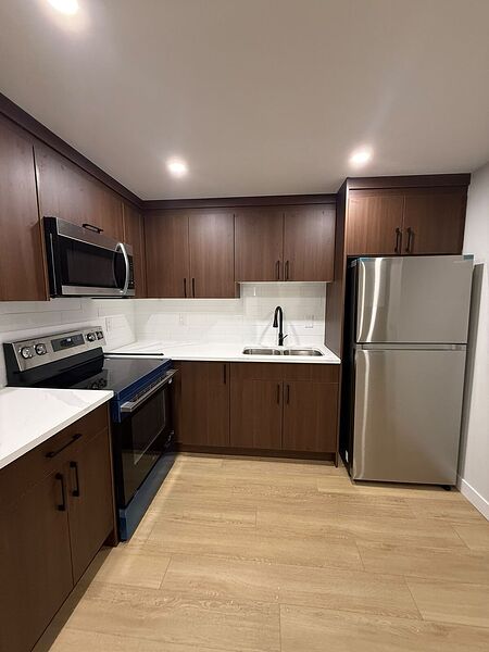 Legal 2 Bed Basement Suite in Homestead NE | Separate Entrance and Laundry