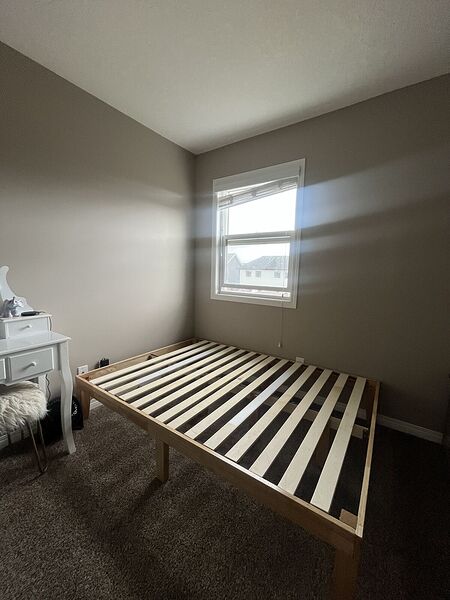 Female only-One semi-furnished bedroom for rent