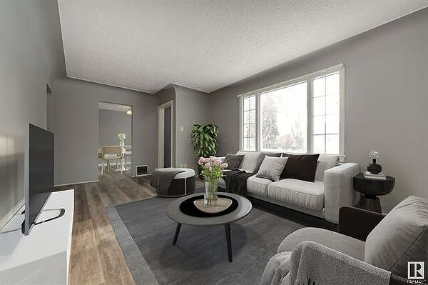 Spacious Family Home in a Prime Southeast Edmonton Location