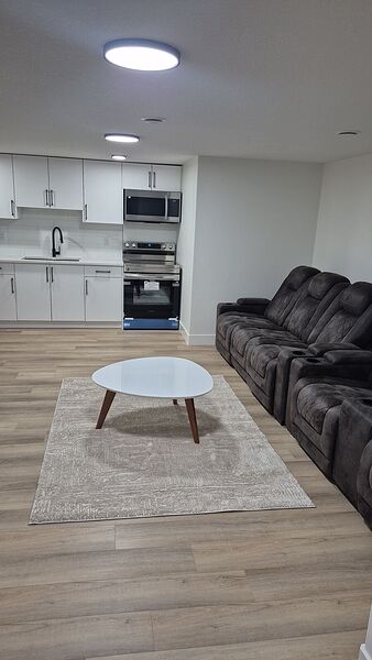24 pocket Fully furnished 2-bedroom 1 Bathroom basement available immediately