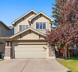 Well Maintained family home in the desirable community of PanoramaHills!