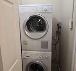 Large 1 Bedroom Condo