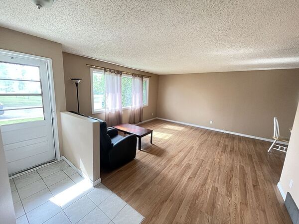 Calgary 1 bedroom Room For Rent for rent. Property photo: 79770-2