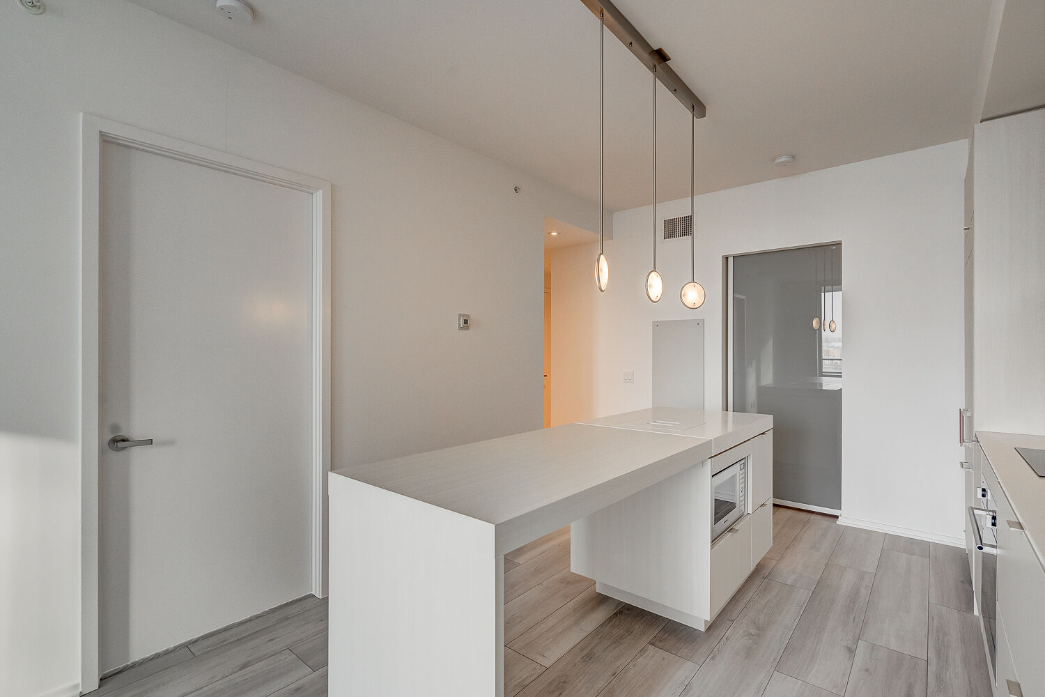 Ab Locker 615 6 Ave SE - 611 - 615 6 Ave SE, Calgary, AB