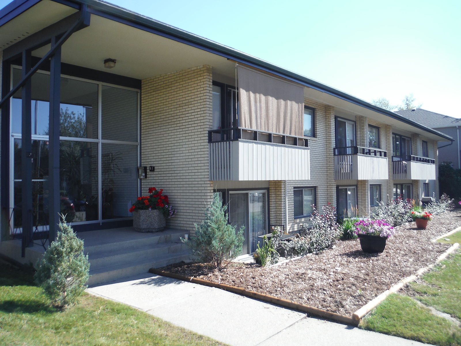 Calgary 2 bedrooms Apartment for rent. Property photo: 7988-1