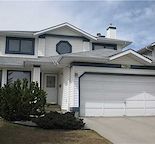 WELL MAINTAINED fully developed bsmt 2 storey home in Riverbend!