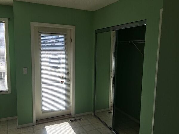 Calgary 3 bedrooms Townhouse for rent. Property photo: 81838-3