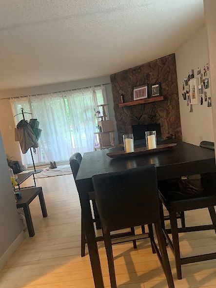 Calgary 3 bedrooms Main Floor for rent. Property photo: 82418-2