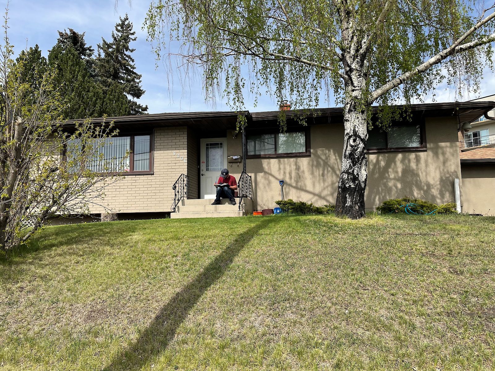 Calgary 5 bedrooms House for rent. Property photo: 83894-1