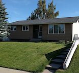 Large Basement Suite Southwood