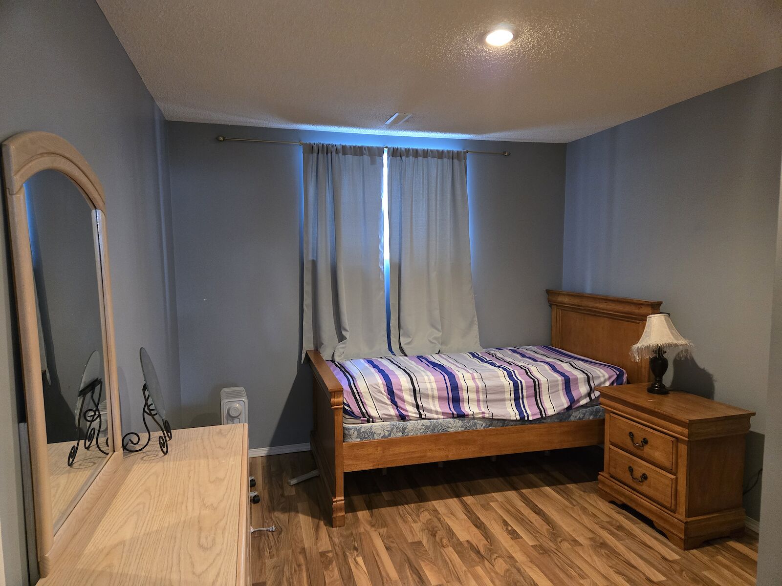 Calgary 1 bedroom Room For Rent for rent. Property photo: 85162-1
