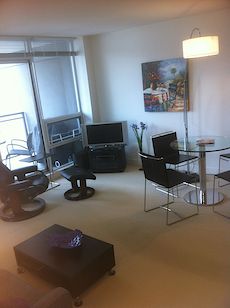 Calgary 2 bedrooms Condo Unit for rent. Property photo: 87198-3
