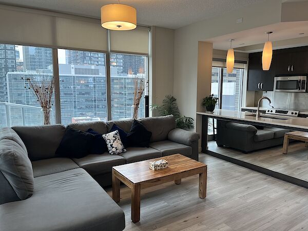 Calgary 2 bedrooms Condo Unit for rent. Property photo: 87815-2