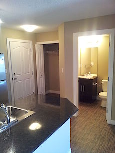 Calgary 1 bedroom Condo Unit for rent. Property photo: 89173-2