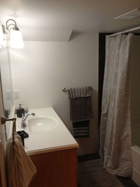 Calgary 2 bedrooms Basement for rent. Property photo: 90091-2