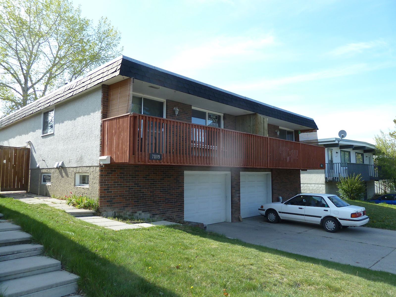 Calgary 4 bedrooms Duplex for rent. Property photo: 91422-1