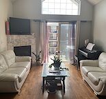 Bright & Modern Loft Unit (short-term rental)
