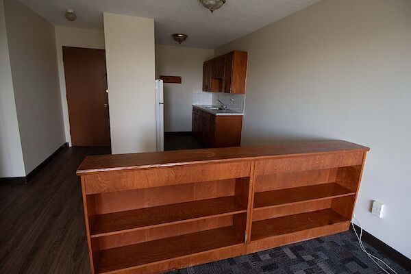 Calgary 2 bedrooms Apartment for rent. Property photo: 92006-2