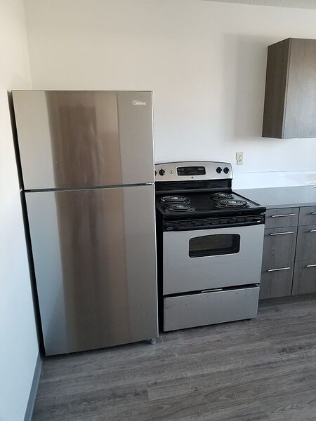 Calgary 1 bedroom Apartment for rent. Property photo: 92440-3