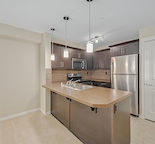 Beautiful One Bed & Den NW Condo with great access to Stoney Trail & Deerfoot.