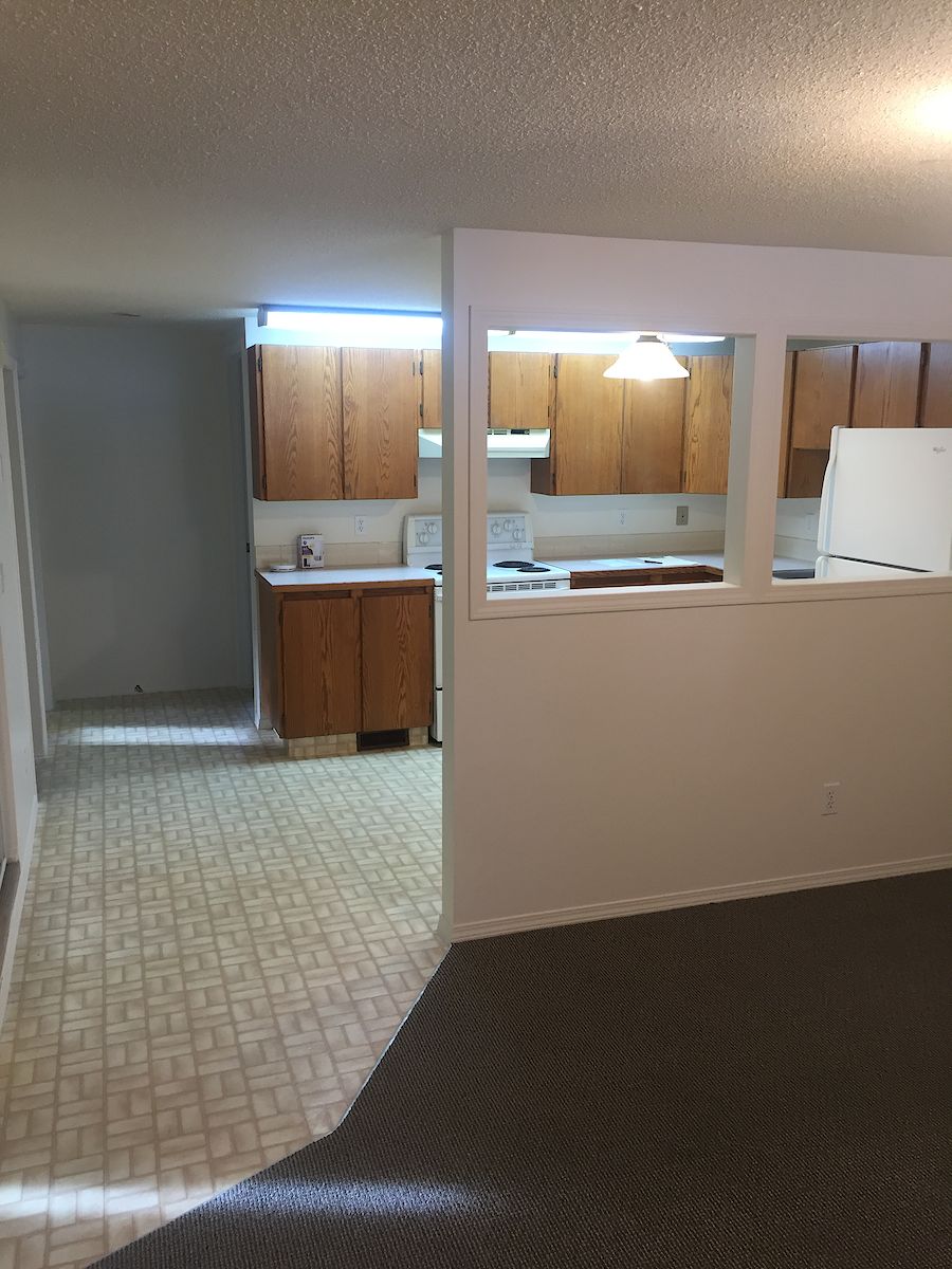 Calgary 2 bedrooms Duplex for rent. Property photo: 97015-1