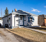 Fully Updated Hillhurst Character Home. Close to U of C,  SAIT + Kensington